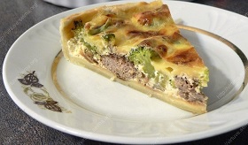 Brokoli pyragas su faru