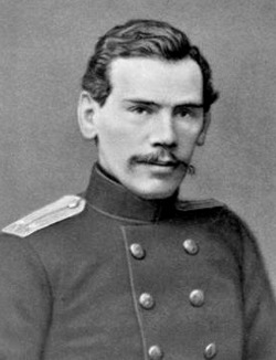 Tolstojus - artilerijos poru�ikas