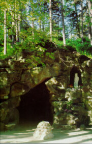 'Lurdas' Biruts kalno papdje